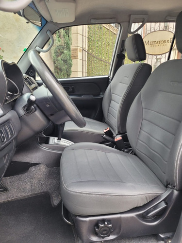 Mitsubishi Pajero TR4 2.0 4X2 16V 140CV FLEX 4P AUTOMÁTICO