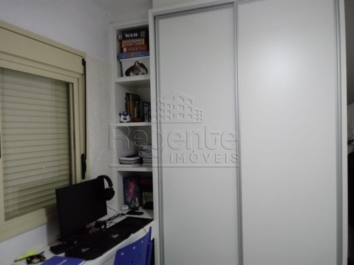 Apartamento A Venda No Bairro Balneario Em Florianopolis - V-77419