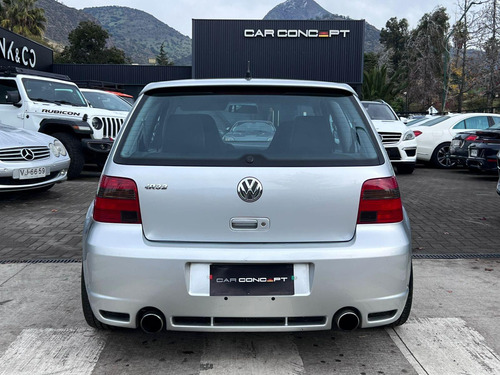 Volkswagen Golf R32 V6 2003
