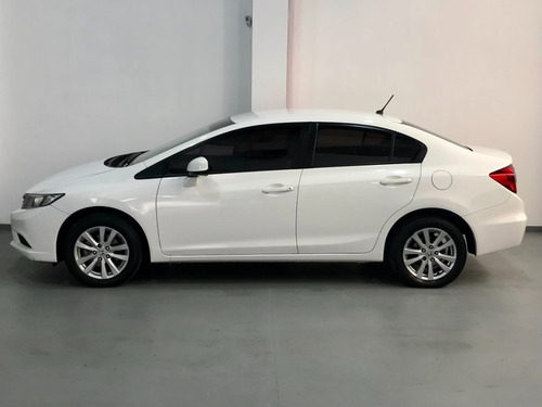 Honda Civic 1.8 Lxs At 140cv