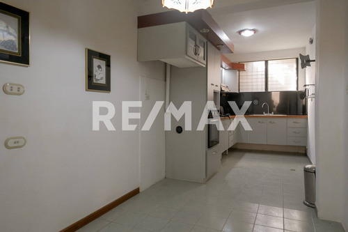 Imagen 4 de 13 de Casa En Venta Trigal Norte Calle Cerrada , Las Clavellinas