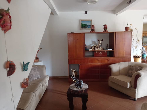 Imagen 3 de 14 de Casa Dos Pisos Con Anexo Sector El Prado San Diego