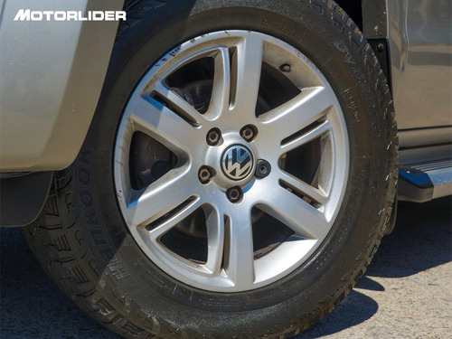 Imagen 10 de 25 de Volkswagen Amarok Highline At 4x4 Tdi| Permuta / Financia
