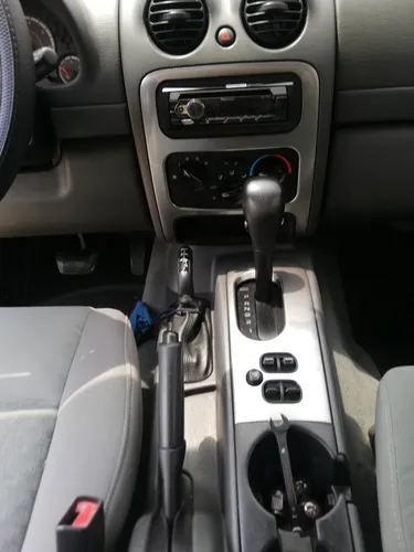 Poderosa Jeep Cherokee Sport 2007 Automática 4x4