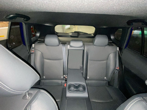 Imagen 23 de 25 de Toyota Corolla Cross 2022