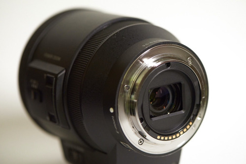 Sony E-mount Pz 18-200mm Selp18200 A6000 A6500 Perfeita