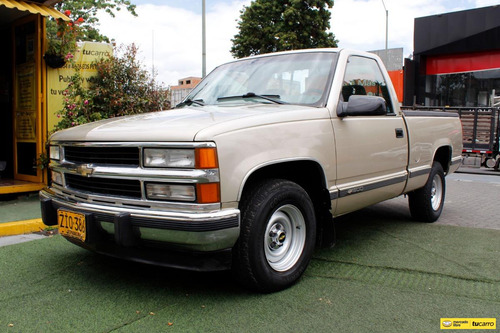 Imagen 2 de 25 de Chevrolet Silverado 5.7 At