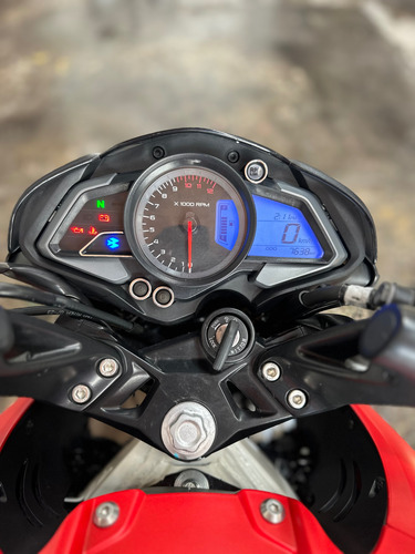 Bajaj Rouser Ns 200