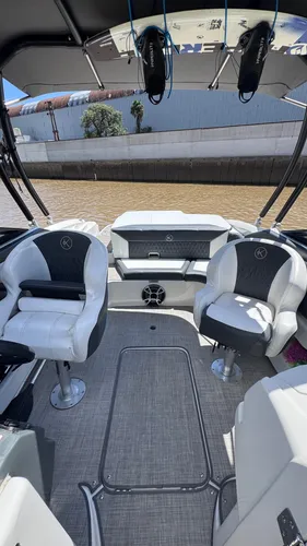 Klase A 235 Df (2020) - Mercruiser 250 Bravo 3 (186hs)