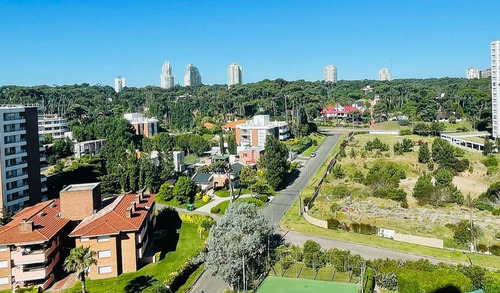 Imagen 20 de 23 de Apartamento En Venta De 3 Dormitorios En Playa Mansa (ref: Lij-5758)