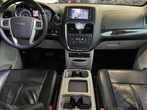 Imagem 11 de 16 de Chrysler Town & Country Limited 3.6 V6 Gasolina Automático