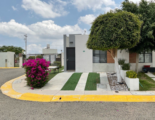 Casa En Venta En Querétaro 