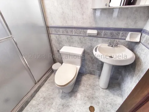 Casa En Venta 23-13961