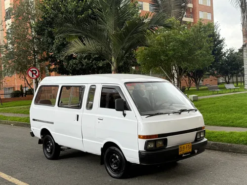 Nissan Vanette 2.4l