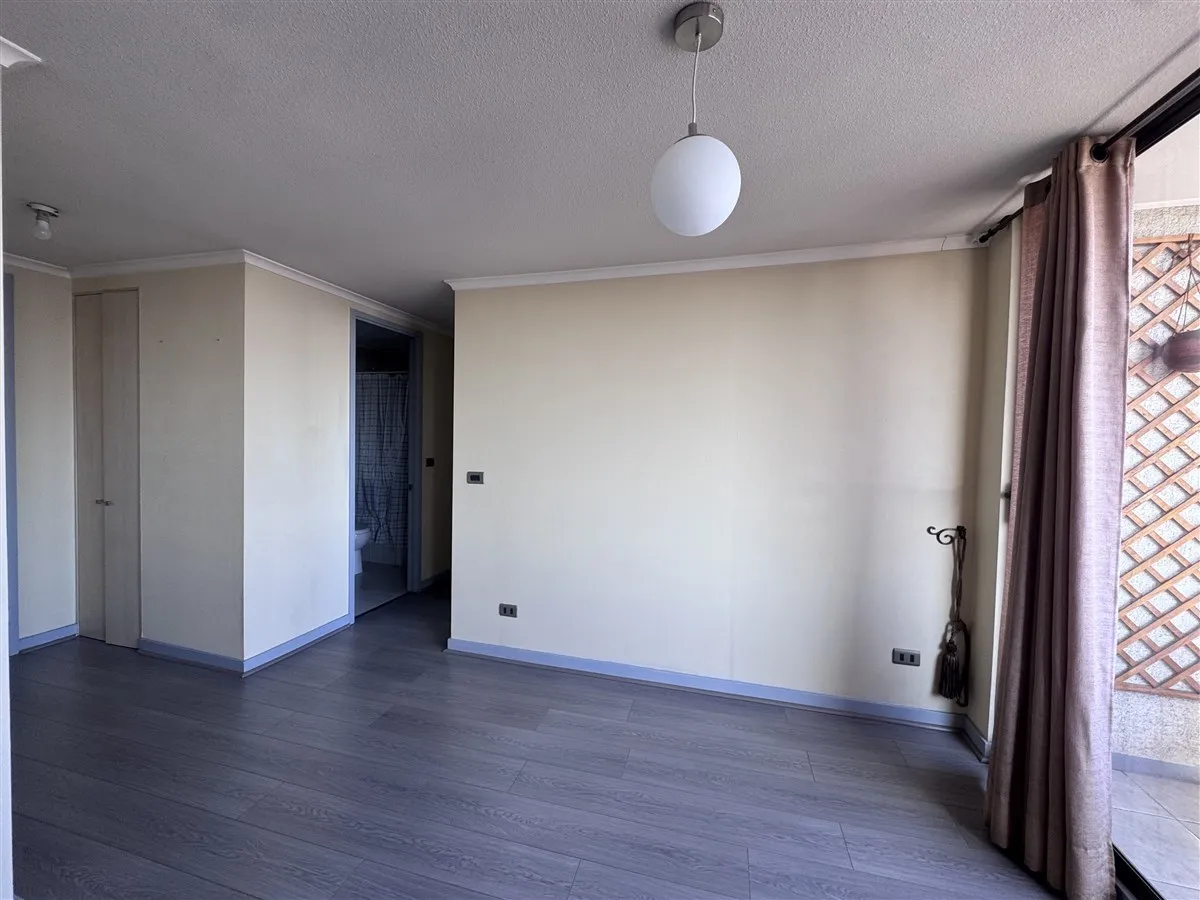 Imagen 5 de 30 de Departamento En Venta De 2 Dorm. En Santiago