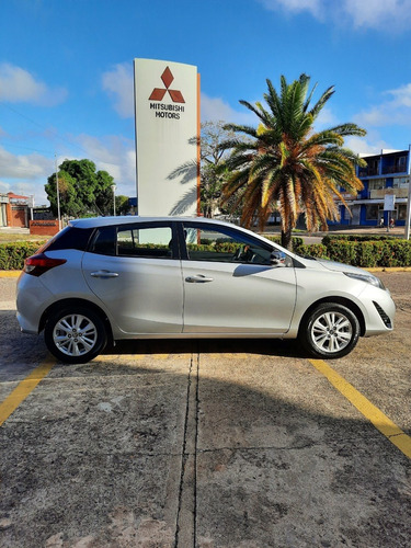 Imagen 5 de 10 de Toyota Yaris S