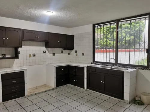 Venta Casa 4 Recamaras Colonia Del Valle En Tuxpan Veracruz.