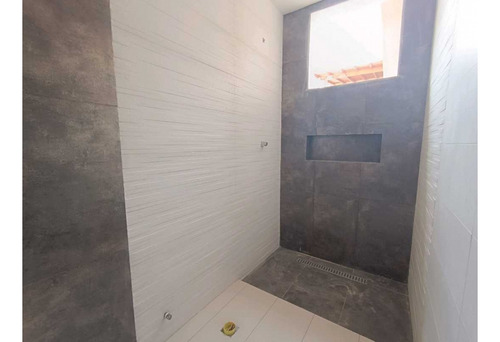 Casa En Venta En Urb. El Bosque Pe-8370409