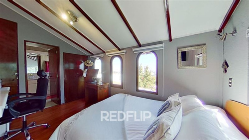 Casa En Venta En Los Dominicos /san Carlos De Apoquindo