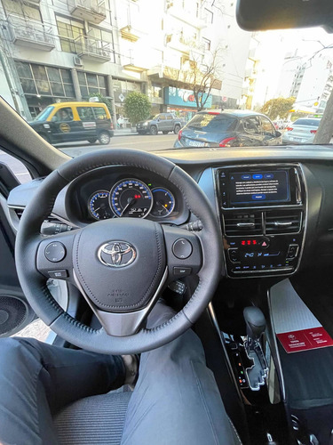 Imagen 18 de 25 de Toyota Yaris 2022 1.5 107cv Xls Cvt