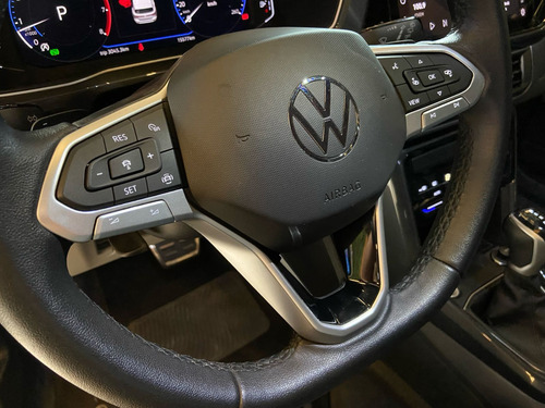 Volkswagen T-Cross 1.4 250 TSI TOTAL FLEX HIGHLINE AUTOMÁTICO