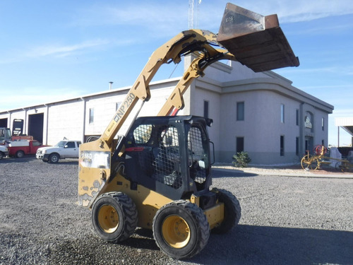 Imagen 8 de 11 de Minicargador Sobre Llantas Caterpillar 246d 2015 Folio 13589