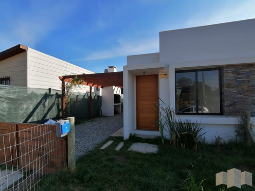 Imagen 8 de 10 de Muy Linda Casa