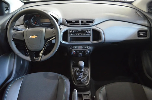 Chevrolet Onix Joy Black -fym