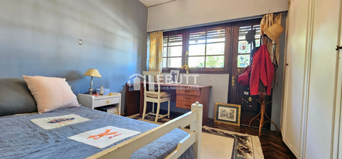 A Pasos Arocena Clt Zona Colegios 3 Dormitorios 3 Baños Jardín Parrillero Carrasco Sur