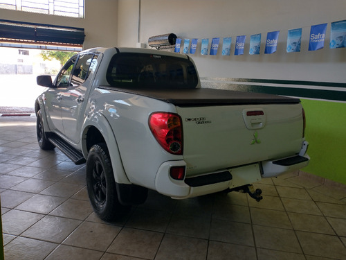 Mitsubishi L200 Triton 3.2 HPE 4X4 CD 16V TURBO INTERCOOLER DIESEL 4P AUTOMÁTICO