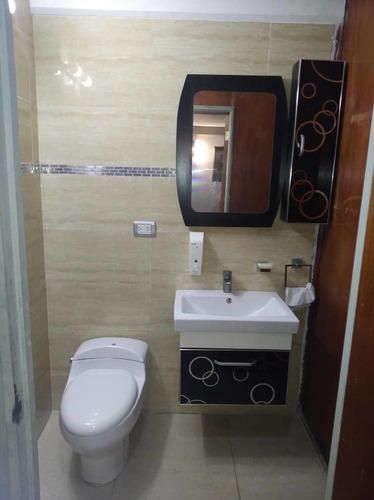 Imagen 12 de 15 de Casa En Venta