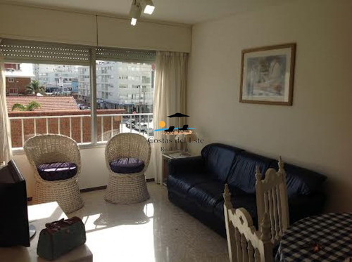 Alquiler Anual Bonito Departamento De 1 Dormitorio Y Medio En La Peninsula De Punta Del Este!!