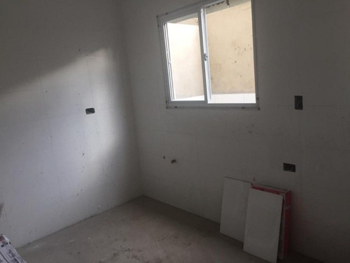 Imagem 2 de 17 de Sobrado À Venda Por R$ 200.000 - Canto Do Forte - Praia Grande/sp - So0133 - 34958161