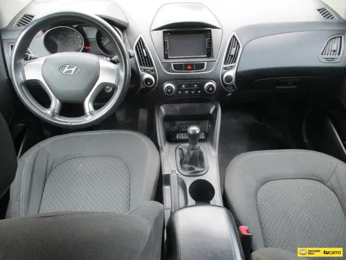 Hyundai Tucson Ix35 Gl 4x2 2000cc Mt Aa