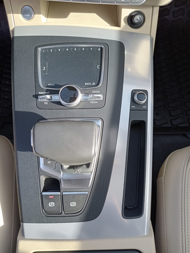 Audi Q5 2.0 L T Select Dsg