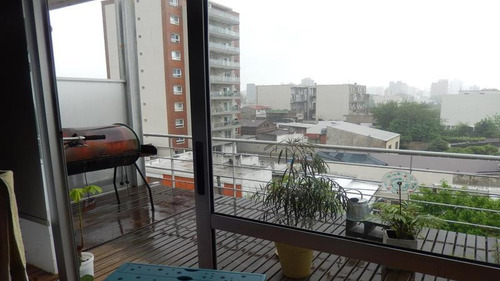 Imagen 2 de 11 de Quimes - Depto 2 Ambientes Con Cochera. Tipo Loft. Excelente Ubicación.