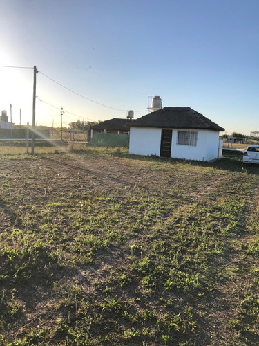 Vendo Terreno + Quincho Cerrado + Parrilla + Pileta