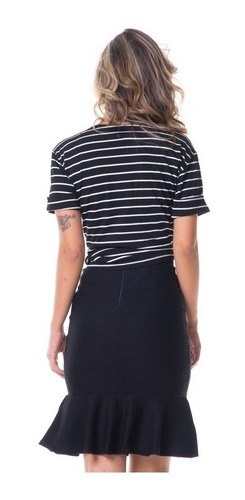 Imagem 3 de 3 de Blusa T-shirt Feminina Listrada Manga Curta