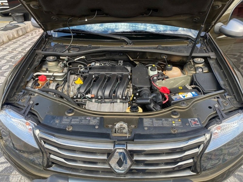 Imagem 8 de 12 de Renault Duster 2.0 16v Techroad Ii