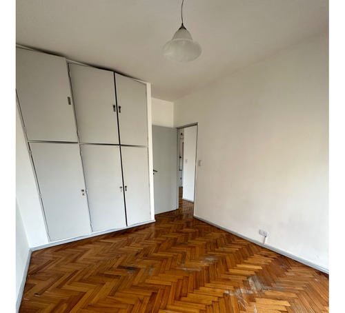 Alquiler Temporario - Departamento 3 Ambientes S/amoblar C/balcón - Av. Cabildo 2400 - Belgrano