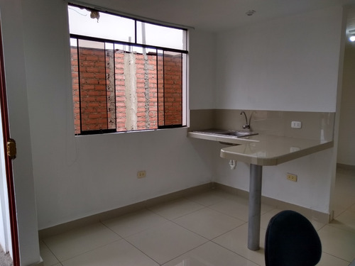 Imagen 20 de 25 de Minidepartamento En San Borja, Departamento En San Borja, Departamentos En San Borja, En Avenida Rosa Toro Cuadra 9 Cruce Con Canada Cuadra 35, Excelente Zona Comercial Todo A La Mano