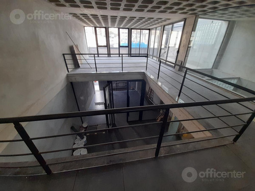 Imagen 12 de 22 de Edificio En Alquiler - Santa Rosa Al 800