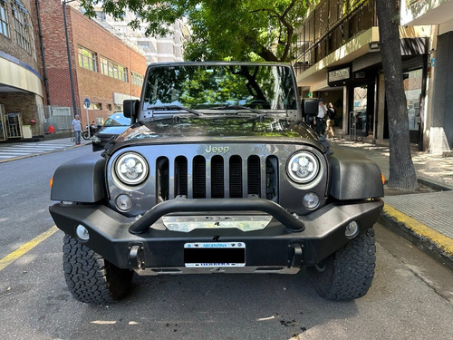 Imagen 8 de 17 de Jeep Wrangler Rubicon V6 3.6 284cv Atx