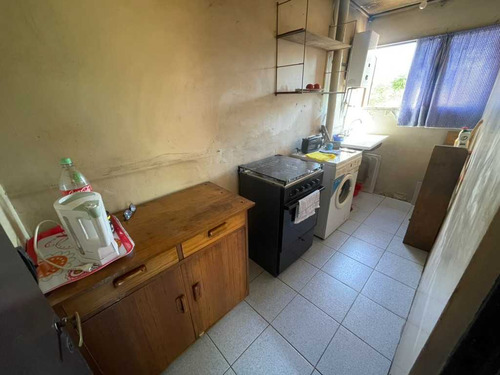 Vendo Amplio 3 Dor+1 Baño Con Estacionamiento (108620)