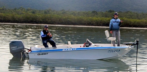 Barco Bass 17 Com Motor 90 Hp