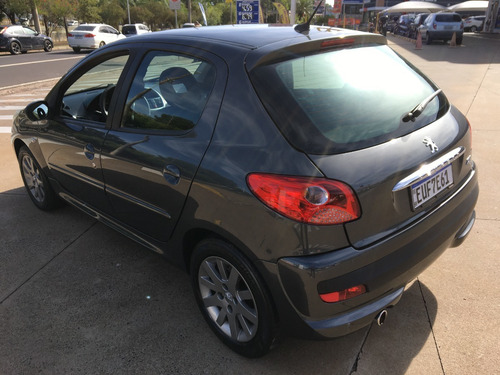 Imagem 7 de 10 de Peugeot 207 Xs 1.6 16v At 2011