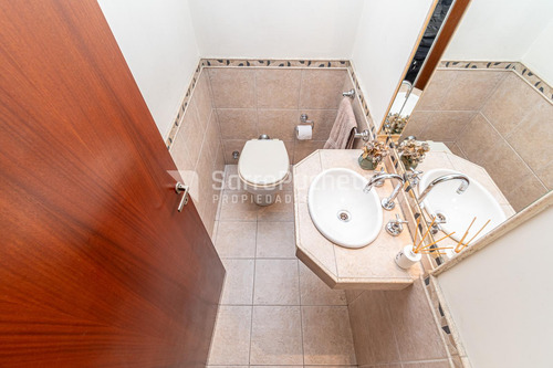 Venta Casa 4 Ambientes Con Jardín Y Piscina En Haedo Sur