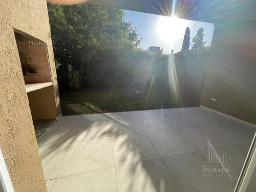 Venta Duplex En Tortuguitas 3 Ambientes Con Cochera