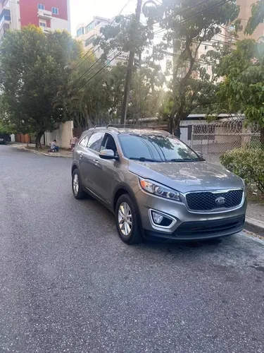 Kia Sorento 2017. 4x4. 3 Filas De Asientos. Importada!!