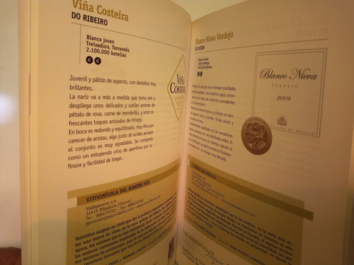 Libro Los 100 Mejores Vinos Jóvenes Españoles.